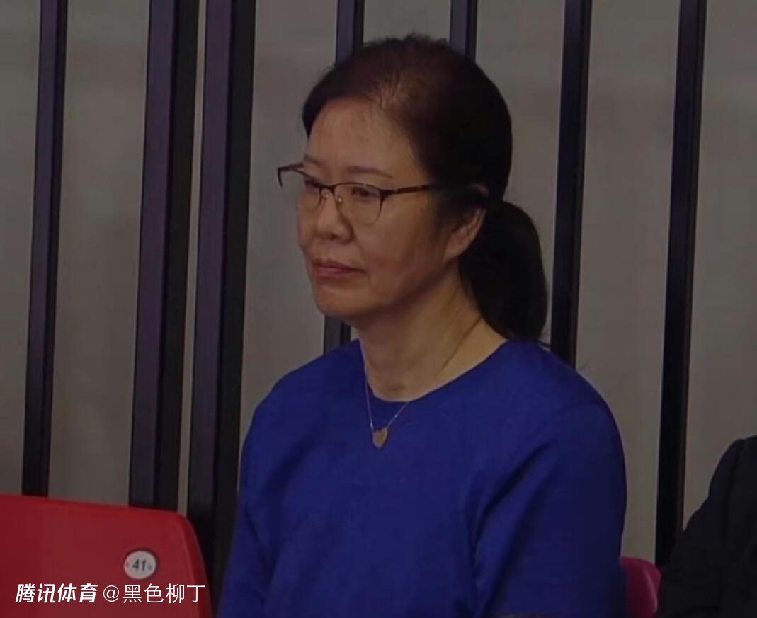 国产美女av